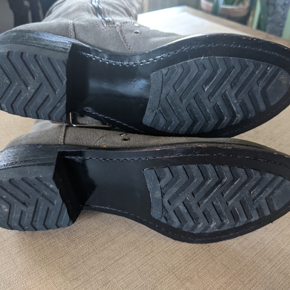 Juicy Couture Gray Suede Giordana Boots - Picture 4 of 6